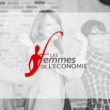 C'est le logo d'une femme qui a reçu un trophée lors d'un évènement vis à vis des femmes de l'économie